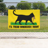 どこへ行っても足を踏む 横断幕 (インサイチュ)