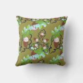 どんぐりとオーク葉の。 クッション (裏面)