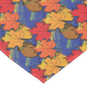 どんぐりと葉I テーブルクロス (アングル)