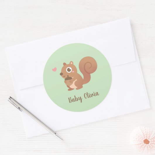 . .どんぐりの子どもの名前を持つかわいい小リス ラウンドシール (封筒)