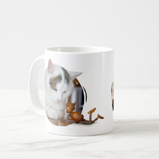 どんぐりの小妖精や小人と猫の友達とマグカップ コーヒーマグカップ (正面左)