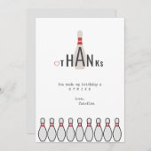 どんな年齢にも合う白のモダンでシンプルなボウリングの誕生日パーティー サンキューカード (正面/裏面)