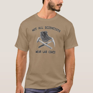 ないすべての科学者の衣服の実験室のコート(暗い色) Tシャツ