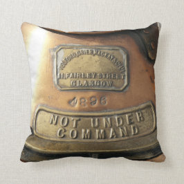 ない命令の下で クッション