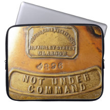 ない命令の下で