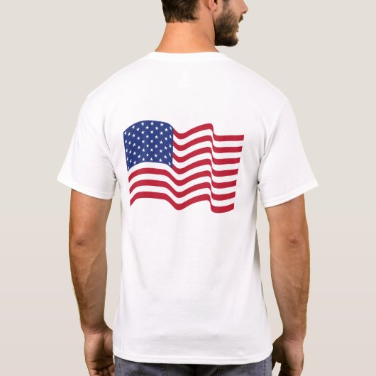 なびくアメリカ国旗のジャケット Tシャツ (裏面)