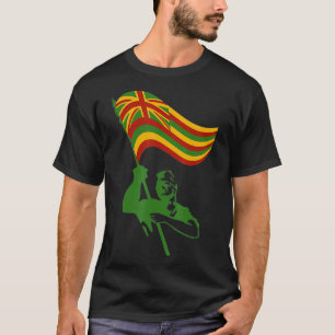 なびくカナカマオリキングカメハメハ国旗 Tシャツ