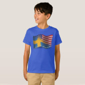 なびくスウェーデン系アメリカ国旗 Tシャツ (正面フル)