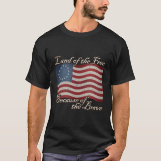 なびくベッツィロス国旗の土地 Tシャツ