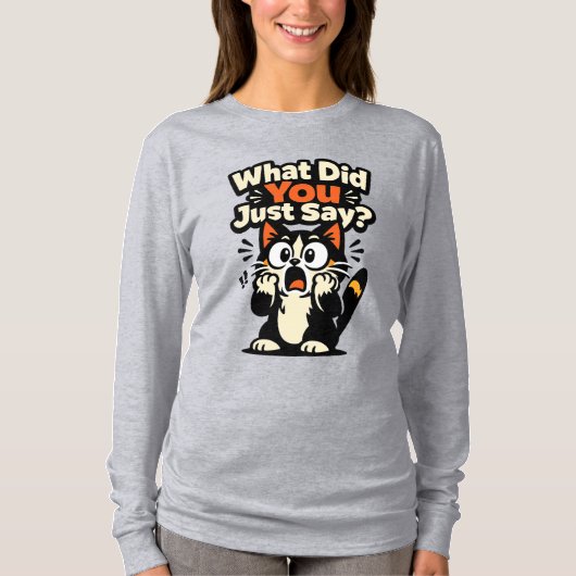 なんて言ったの？ - 驚きの目をした猫 Tシャツ (正面)