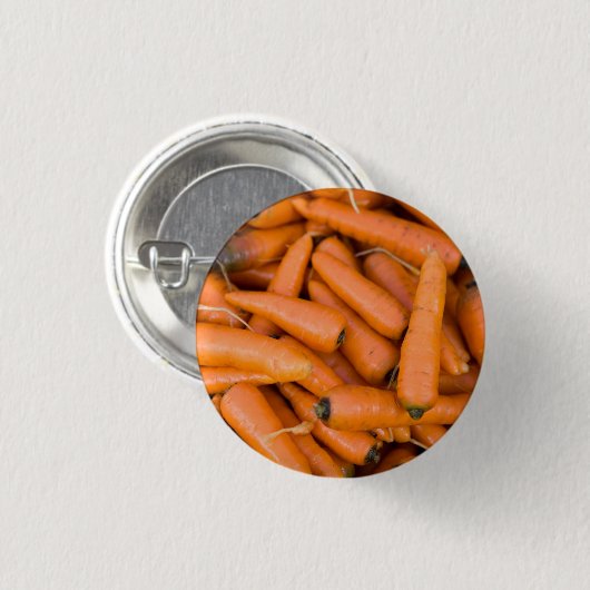にんじん 缶バッジ (正面&裏面)
