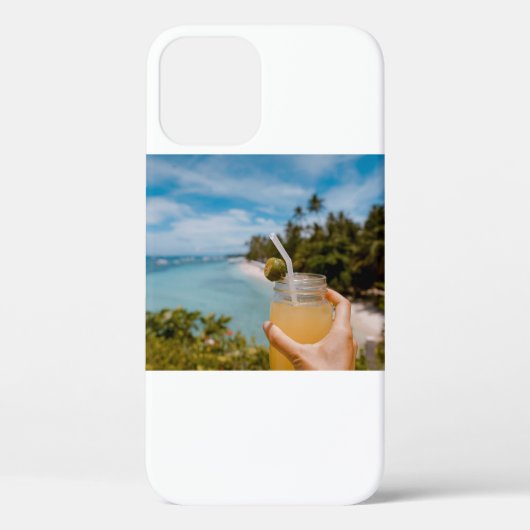 ～にジュースをたっぷり入れたメーソンの瓶を持っている人 Case-Mate iPhoneケース (裏面)