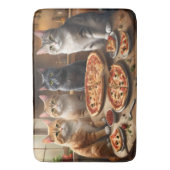 ねこピザの夜に備えて準備は万端だ バスマット (正面縦)