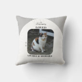 ねこ形のペット追悼グッズ 2枚の写真 グレー クッション (裏面)