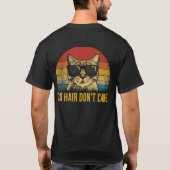 ねこ毛なんて気にしない 猫好きのためのデザイン Tシャツ (裏面)