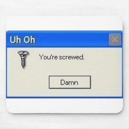 ねじで締められる マウスパッド (正面)