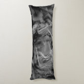 ねじれた正方形、グレーと黒の「ブラシストローク」 ボディピロー (裏面 (縦))