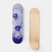 ねじれた青花びら スケートボード (正面)