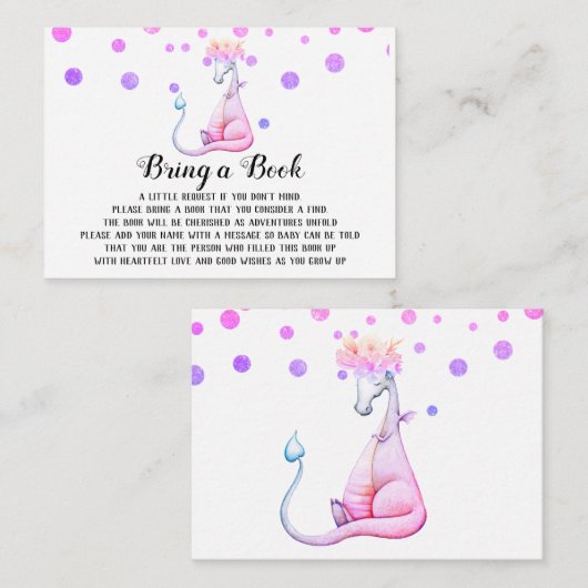 *~*のかわいい紫色のドラゴンの女の赤ちゃんは本を持って来ます エンクロージャーカード (正面/裏面)
