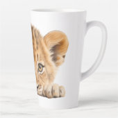 のぞき見るヒョウ カフェラテマグ (右)