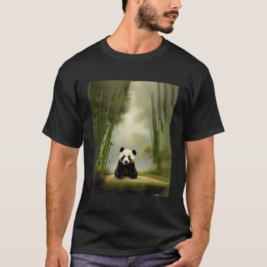 のために竹畑で空き地に座っているパンダのクマ Tシャツ (正面)