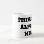 のどが渇いたか。  アルパカのマグ! コーヒーマグカップ (中央)