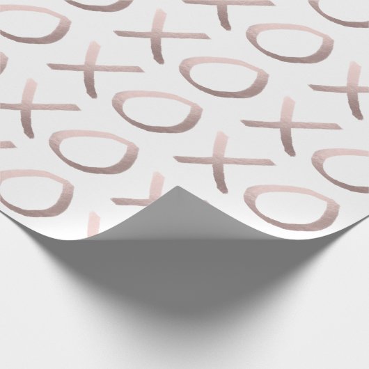 のどのばら色の金ゴールドのタイポグラフィはxoxoを抱き締め、接吻します ラッピングペーパー (角)