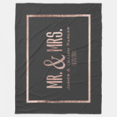 のどのMonogram Weddingばら色の金ゴールドの氏および夫人 フリースブランケット (正面)