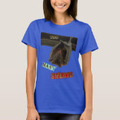 のぶら下がったこうもりハロウィンおもしろいあまりにも多くのスイーツティー Tシャツ (正面)