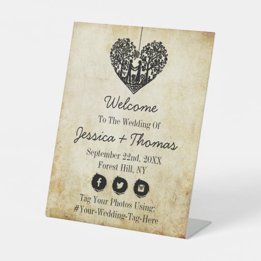 のぶら下がったハートツリーヴィンテージウェディングウェルカム 台座サイン (正面)