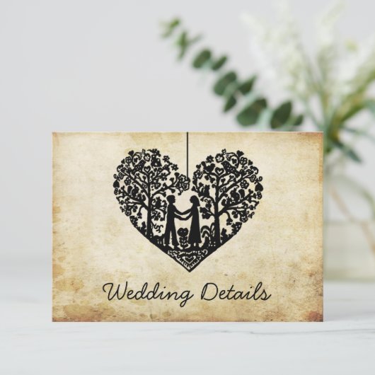 のぶら下がったハートツリーヴィンテージウェディング詳細 エンクロージャーカード (スタンド正面)