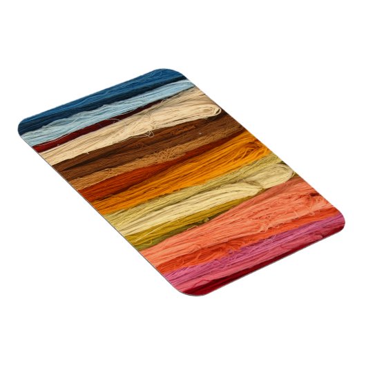 のぶら下がった着色糸の束 マグネット (右側)