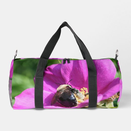 のまわりにオンピンクローズパーソナライズされた ダッフルバッグ (裏面)