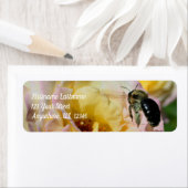 のまわりに飛んでいるからピンクのローズの住所 ラベル (インサイチュ)