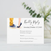 のカジュアルスクリプモダント・カップルイラストレーション 出欠カード (スタンド正面)