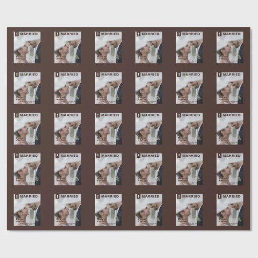 のカップル結婚の写真おもしろい雑誌の表紙を追加 ラッピングペーパー (フラット)