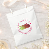 のキッチンからルバーブの茎の自家製パイ フェイバーバッグ (クリップ留めされた状態)