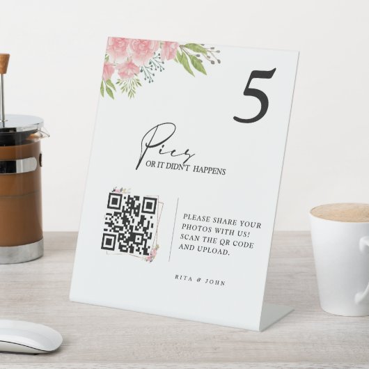 のテーブ結婚ル写真またはシーティングチャートが表示されない 台座サイン (インサイチュ)