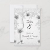 のテーブ結婚ル番号が白い銀のバラ 招待状 (正面)