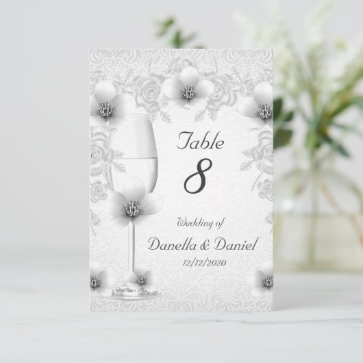 のテーブ結婚ル番号が白い銀のバラ 招待状 (スタンド正面)