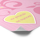 のハートぶら下がったガールスクラップブックページ ポスター (角)