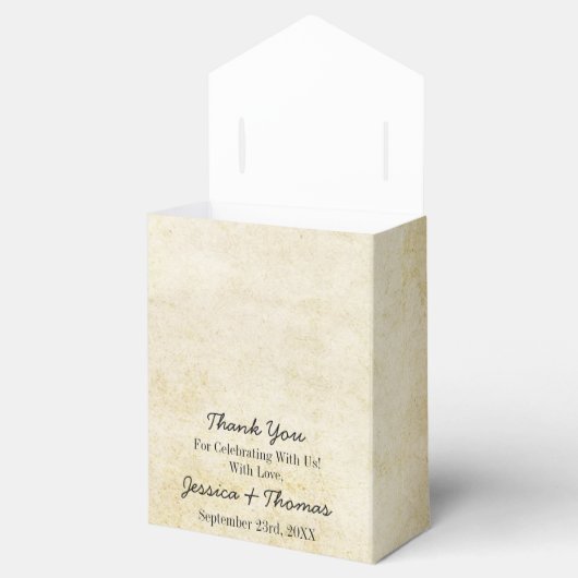 のハートぶら下がったツリーヴィンテージウェディングコレクション フェイバーボックス (オープン)