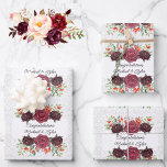 のバ結婚ルガンディバラのパーソナライズ名3 Damask ラッピングペーパーシート<br><div class="desc">の結婚Burgundyバラのパーソナライズ名3 Damaskラッピング紙シート</div>
