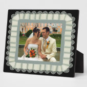 のパーソナライズされた写真結婚アイボリーレースのリボンフレーム フォトプラーク (側面)