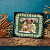 のパーソナライズされた結婚フォトグリーンレースのリボンフレーム フォトプラーク (側面)