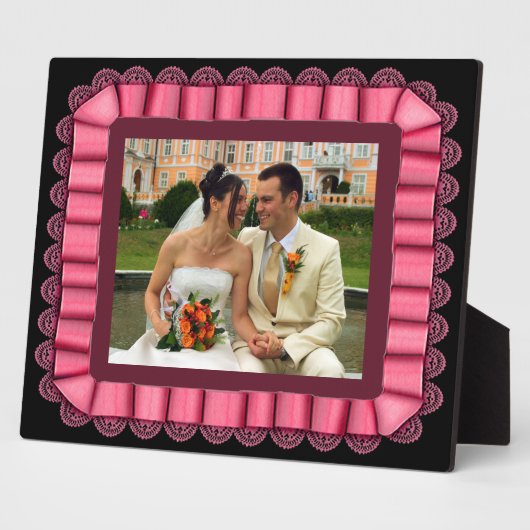 のパーソナライズされた結婚フォトピンクのレースリボンフレーム フォトプラーク (側面)