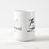 のパーソナライズされた連結婚合リングや輪のお気に入り名前日付 コーヒーマグカップ (中央)