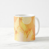 *~*のフェイクな淡黄色のクリスタル療法エネルギーチャクラ コーヒーマグカップ (正面右)