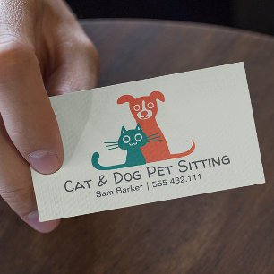 のペットの世話を坐らせているカラフルな猫および犬ペット 名刺