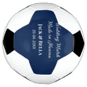 のマッチ結婚は天国結婚式の引き出物青で行われた サッカーボール (回転)